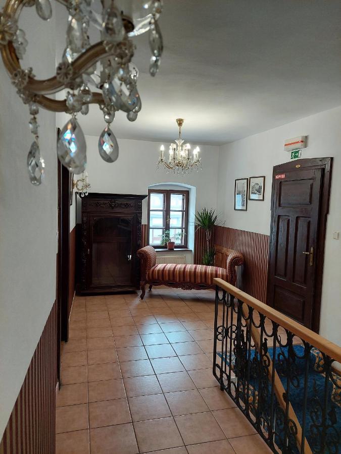 Hotel Salamander - Garni Банска-Штьявница Экстерьер фото