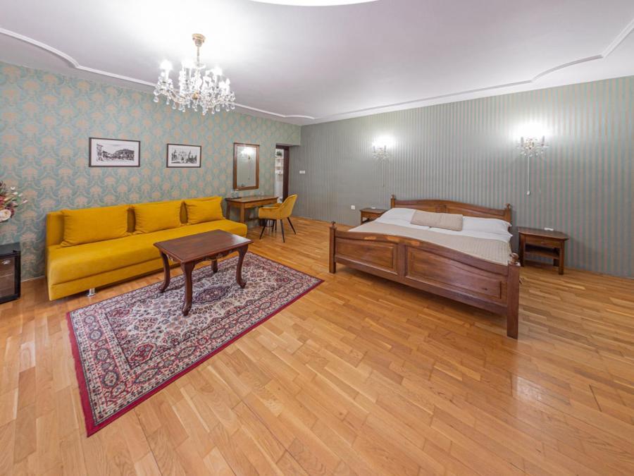Hotel Salamander - Garni Банска-Штьявница Экстерьер фото