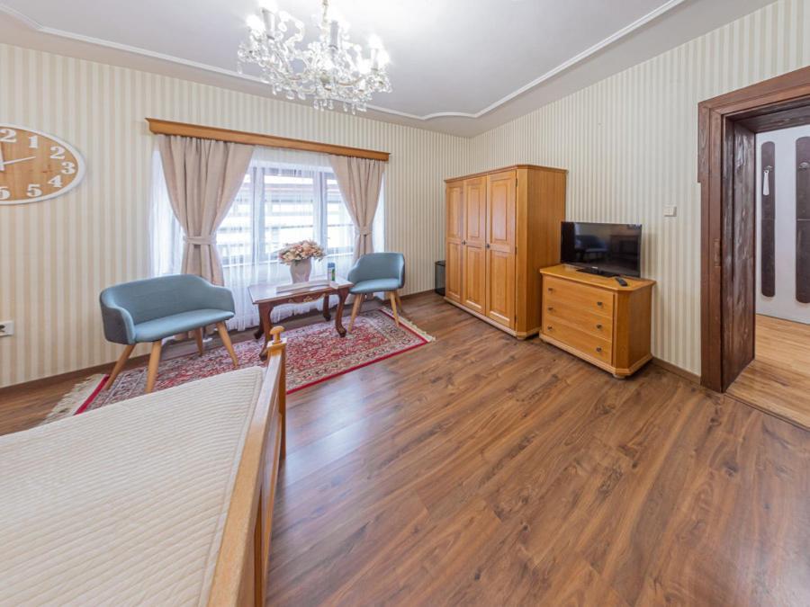 Hotel Salamander - Garni Банска-Штьявница Экстерьер фото