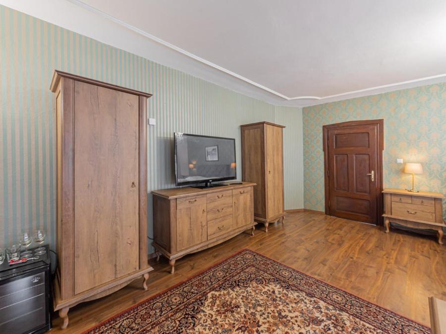 Hotel Salamander - Garni Банска-Штьявница Экстерьер фото