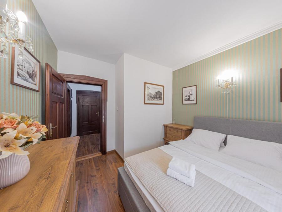 Hotel Salamander - Garni Банска-Штьявница Экстерьер фото