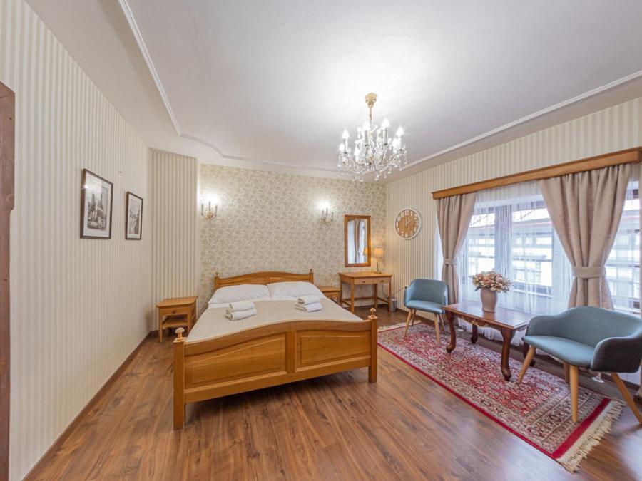 Hotel Salamander - Garni Банска-Штьявница Экстерьер фото