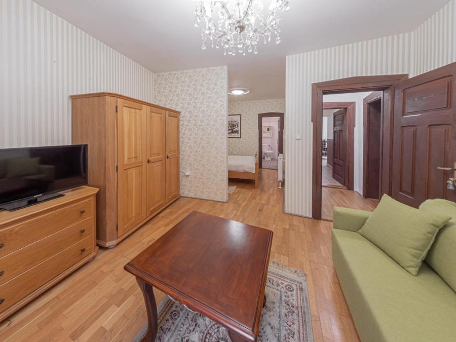 Hotel Salamander - Garni Банска-Штьявница Экстерьер фото