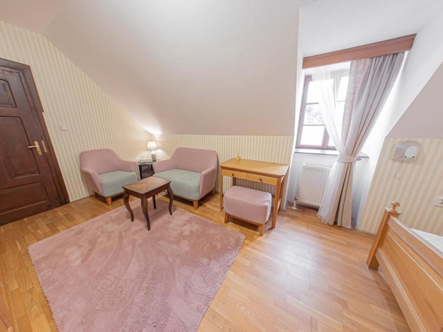 Hotel Salamander - Garni Банска-Штьявница Экстерьер фото